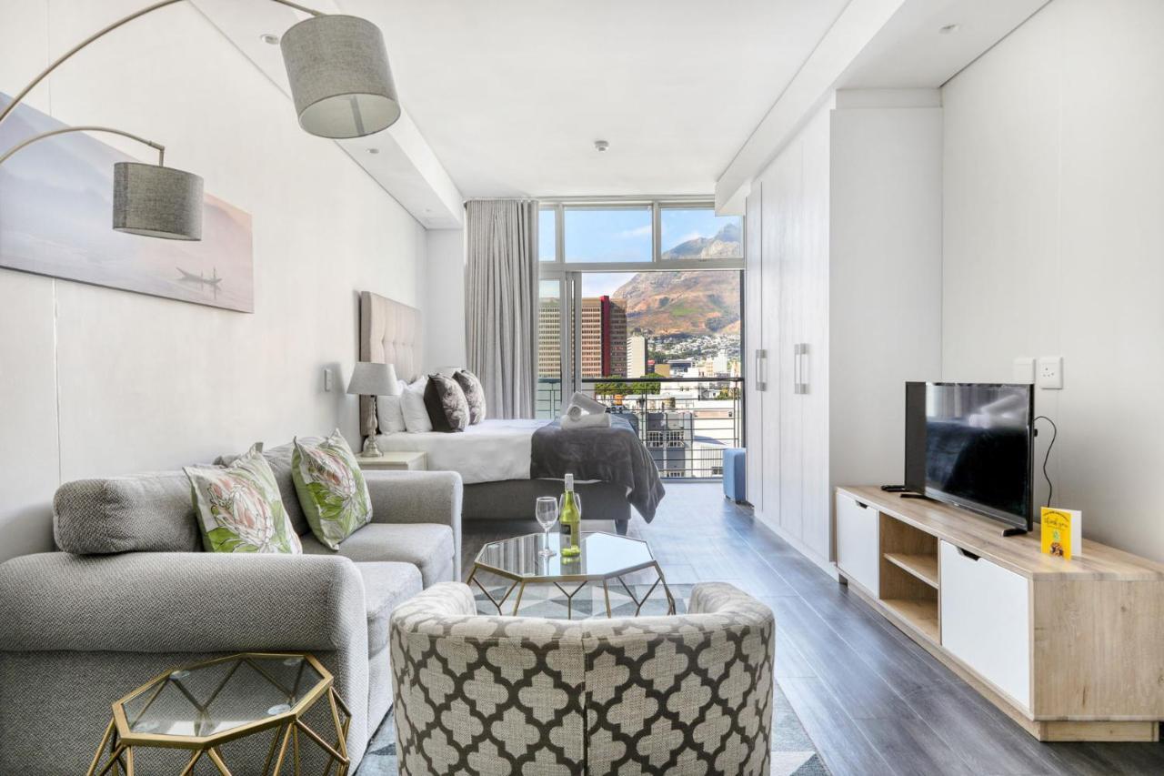 Backup-Power Mountain View Trendy Apartment Kaapstad Buitenkant foto
